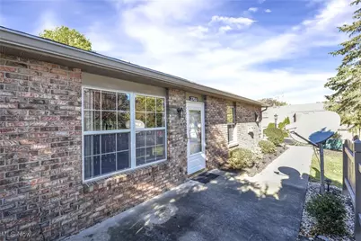 2703 Shakespeare Lane, Avon, OH 44011 - Photo 9