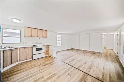 3583 Austin Drive #94, Geneva, OH 44041 - Photo 11