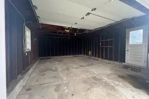 1855 W 17th Street SW, Akron, OH 44314 - Photo 21