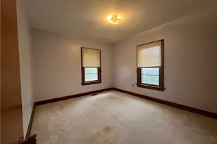 1855 W 17th Street SW, Akron, OH 44314 - Photo 15