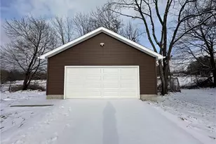 950 Bonnie Brae Ave, Youngstown, OH 44511 - Photo 3