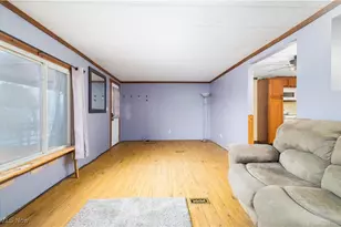 20413 Terrace Dr E, Wellsville, OH 43968 - Photo 7