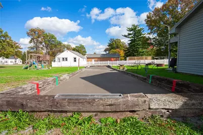 159 N Canfield Niles Road, Youngstown, OH 44515 - Photo 17