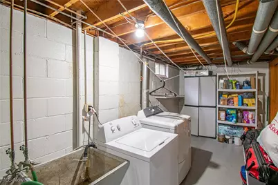 860 Sutherland Avenue, Akron, OH 44314 - Photo 27