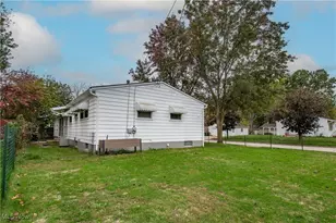 860 Sutherland Ave, Akron, OH 44314 - Photo 31