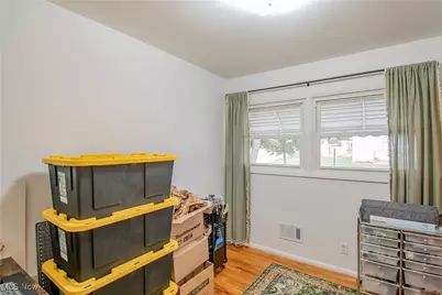 860 Sutherland Avenue, Akron, OH 44314 - Photo 21