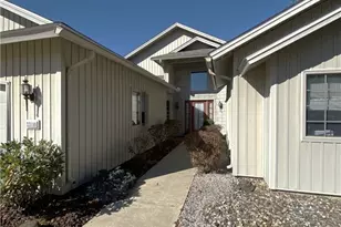 33110 Wren Haven Cir, North Ridgeville, OH 44039 - Photo 3