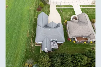 704 Homestead Pointe Drive, Orrville, OH 44667 - Photo 5