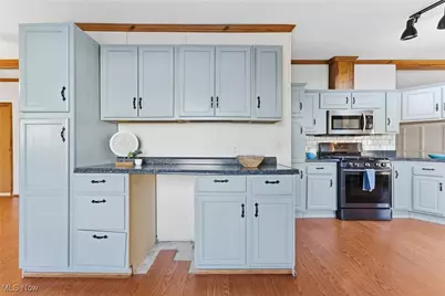 1005 Overlook Drive SW, Canton, OH 44706 - Photo 17