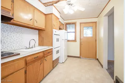 1929 E 31st Street, Lorain, OH 44055 - Photo 11