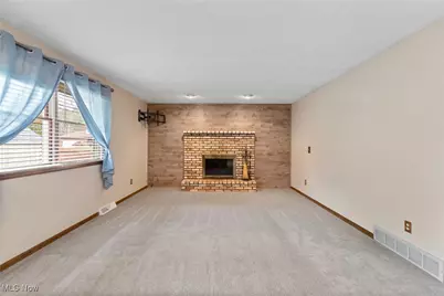 8835 Blitzen Road NW, North Canton, OH 44720 - Photo 17