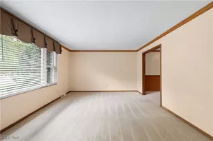 8835 Blitzen Rd NW, North Canton, OH 44720 - Photo 9