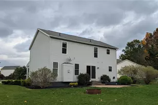 2464 Hazelnut Rd, Ravenna, OH 44266 - Photo 3