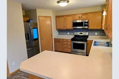 2464 Hazelnut Road, Ravenna, OH 44266 - Photo 9