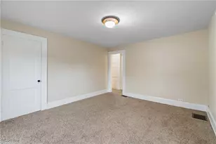 405 Broad St, Wadsworth, OH 44281 - Photo 25