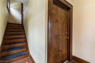 405 Broad St, Wadsworth, OH 44281 - Photo 17