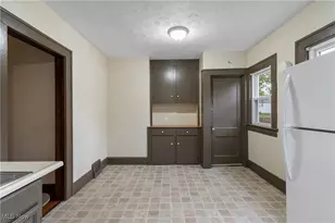 405 Broad St, Wadsworth, OH 44281 - Photo 11