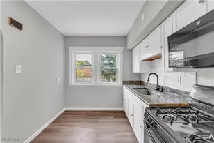 4512 Oak Park Ave, Loveland, OH 44109 - Photo 7