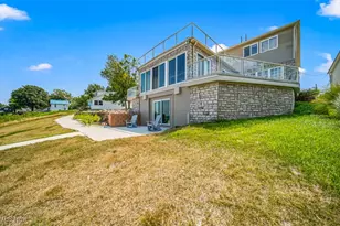 7 Ninevah Beach Dr, Ashtabula, OH 44004 - Photo 13