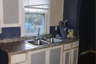 2046 W 103rd St, Loveland, OH 44102 - Photo 3