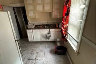 12510 Locke Ave, Loveland, OH 44108 - Photo 13