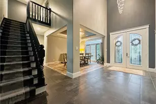 1002 Chestnut Cir SE, Warren, OH 44484 - Photo 5