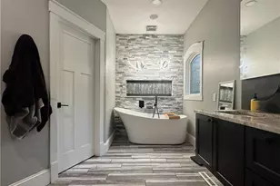 1002 Chestnut Cir SE, Warren, OH 44484 - Photo 27