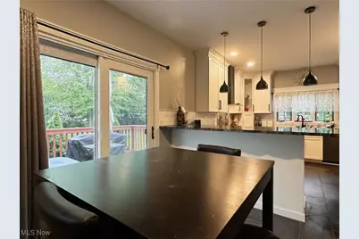 1002 Chestnut Circle SE, Warren, OH 44484 - Photo 15