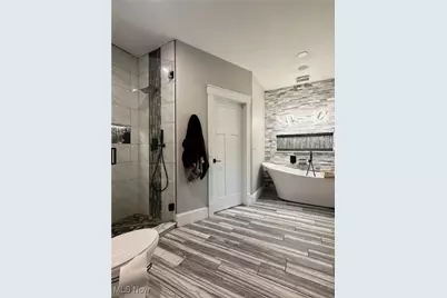 1002 Chestnut Circle SE, Warren, OH 44484 - Photo 31