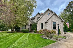 1002 Chestnut Cir SE, Warren, OH 44484 - Photo 3