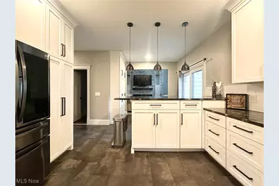 1002 Chestnut Circle SE, Warren, OH 44484 - Photo 19