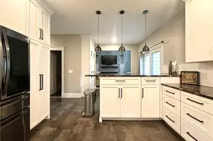 1002 Chestnut Cir SE, Warren, OH 44484 - Photo 19