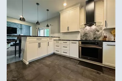 1002 Chestnut Circle SE, Warren, OH 44484 - Photo 17