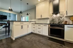 1002 Chestnut Cir SE, Warren, OH 44484 - Photo 17