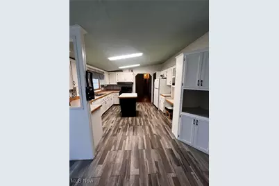 399 Sandtrap Circle, Painesville Twp, OH 44077 - Photo 9