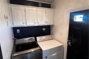 399 Sand Trap Cir, Painesville Twp, OH 44077 - Photo 3