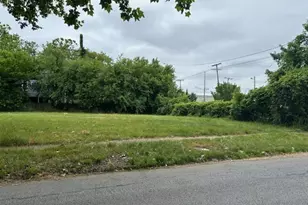 10121 Somerset Ave, Loveland, OH 44108 - Photo 1