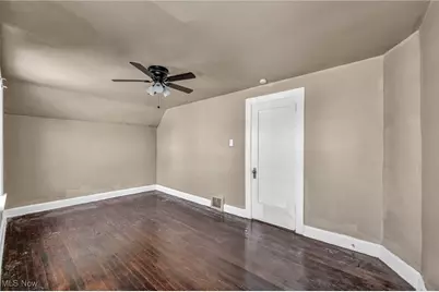 14410 Darwin Avenue, Loveland, OH 44110 - Photo 19