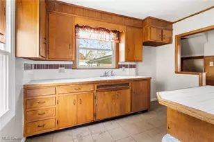 834 Devine St, Alliance, OH 44601 - Photo 13