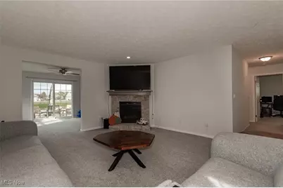 144 Prestwyck Lane, Elyria, OH 44035 - Photo 3