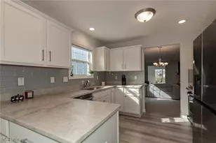 144 Prestwyck Ln, Elyria, OH 44035 - Photo 9