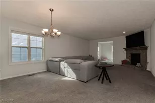 144 Prestwyck Ln, Elyria, OH 44035 - Photo 7