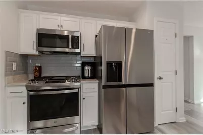 144 Prestwyck Lane, Elyria, OH 44035 - Photo 11