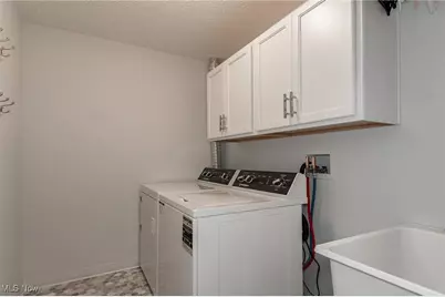 144 Prestwyck Lane, Elyria, OH 44035 - Photo 31