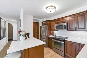 12700 Lake Ave, Oakwood, OH 44107 - Photo 13