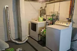 957 Bank St, Akron, OH 44305 - Photo 9