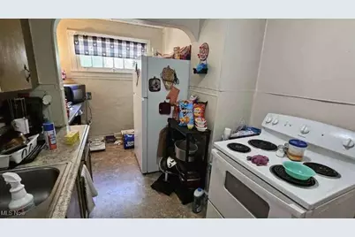 957 Bank Street, Akron, OH 44305 - Photo 5