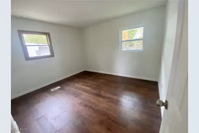 1273 Michigan Avenue, Lorain, OH 44052 - Photo 11