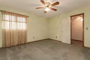 7610 Lexington Ave, Loveland, OH 44103 - Photo 25