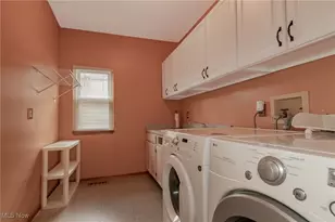 7610 Lexington Ave, Loveland, OH 44103 - Photo 17